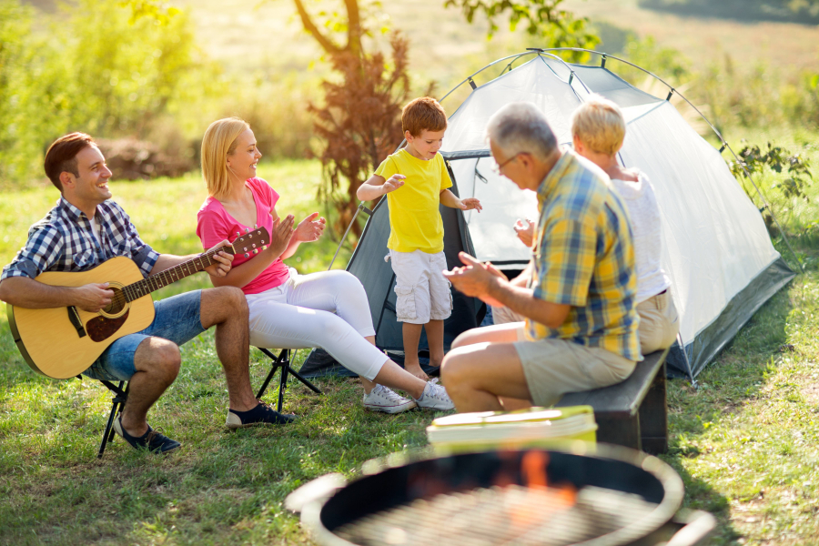 Entdecken Sie mit Ihrer Familie den idealen Rückzugsort auf dem Campingplatz Le Dramont